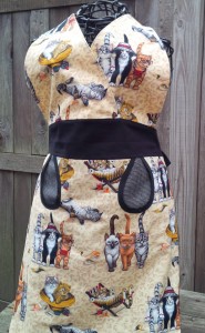 This special order was a gift for the ultimate cat-lover; she already had the matching pot holders!!
